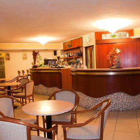 Hotel Beppe Rimini Eksteriør billede