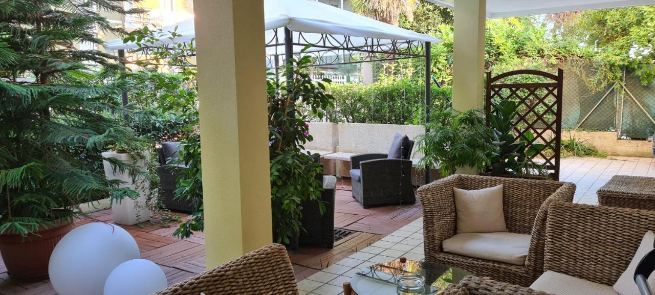 Hotel Beppe Rimini Eksteriør billede
