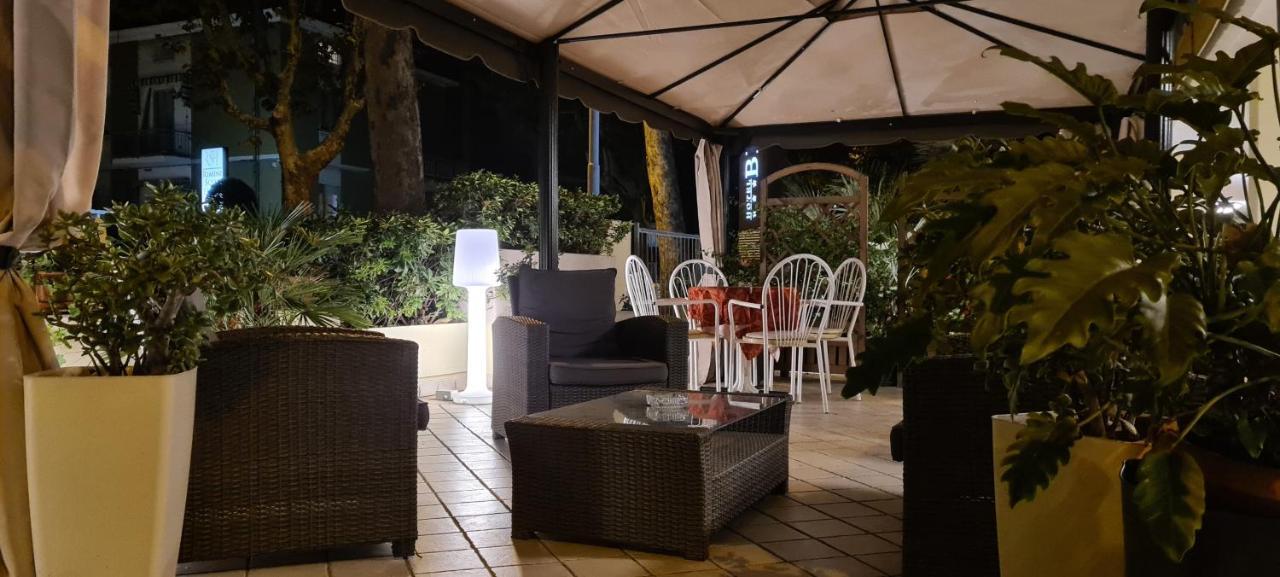 Hotel Beppe Rimini Eksteriør billede