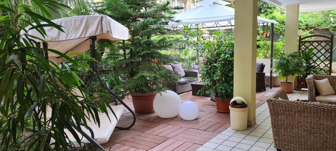 Hotel Beppe Rimini Eksteriør billede