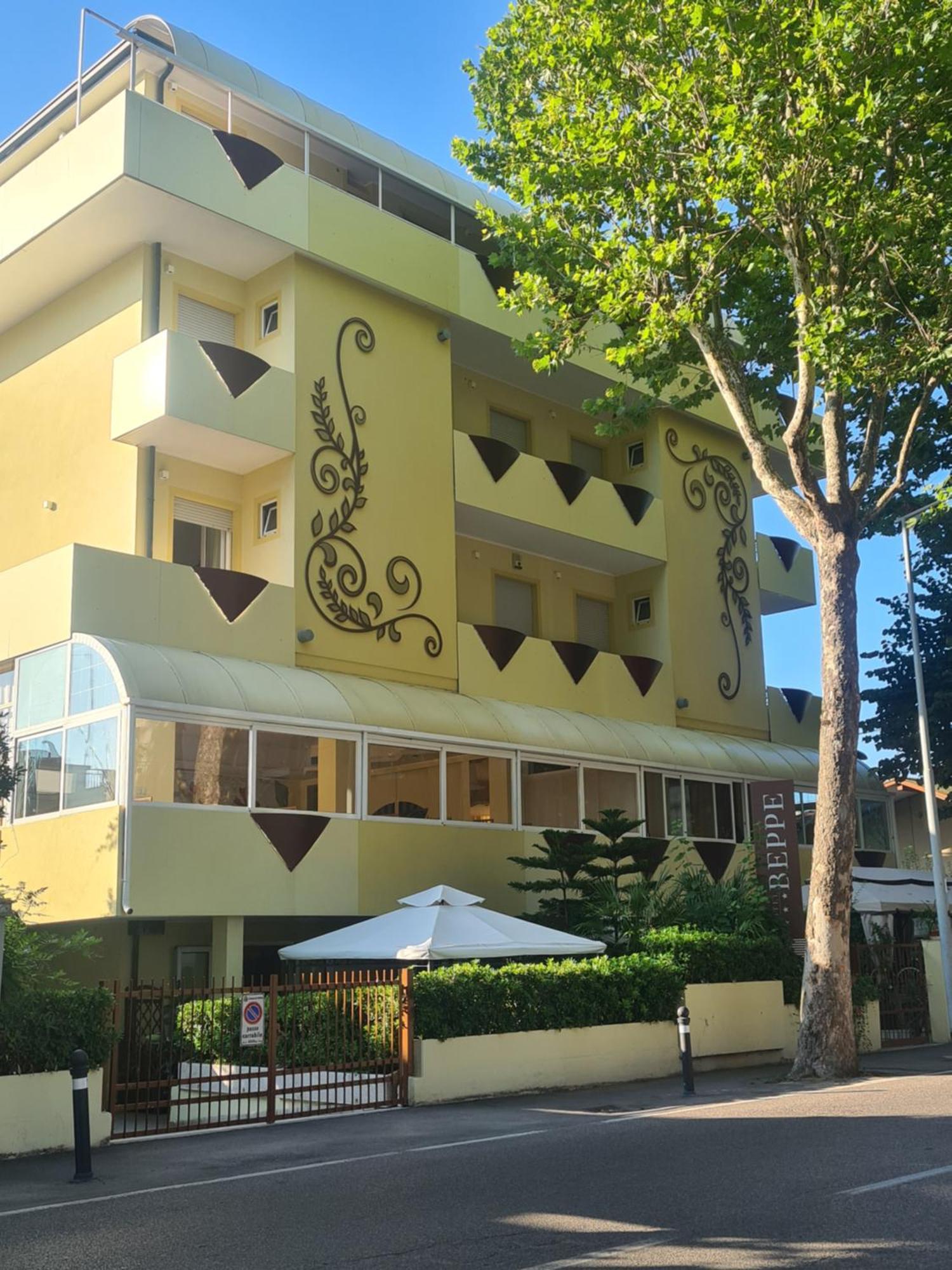 Hotel Beppe Rimini Eksteriør billede