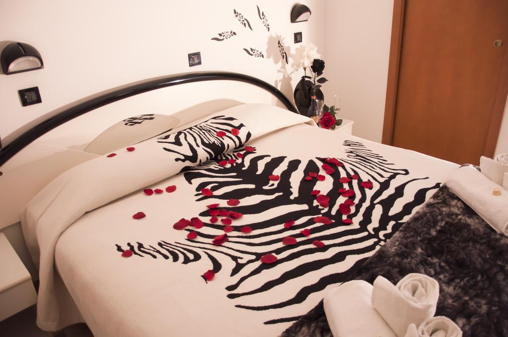 Hotel Beppe Rimini Eksteriør billede