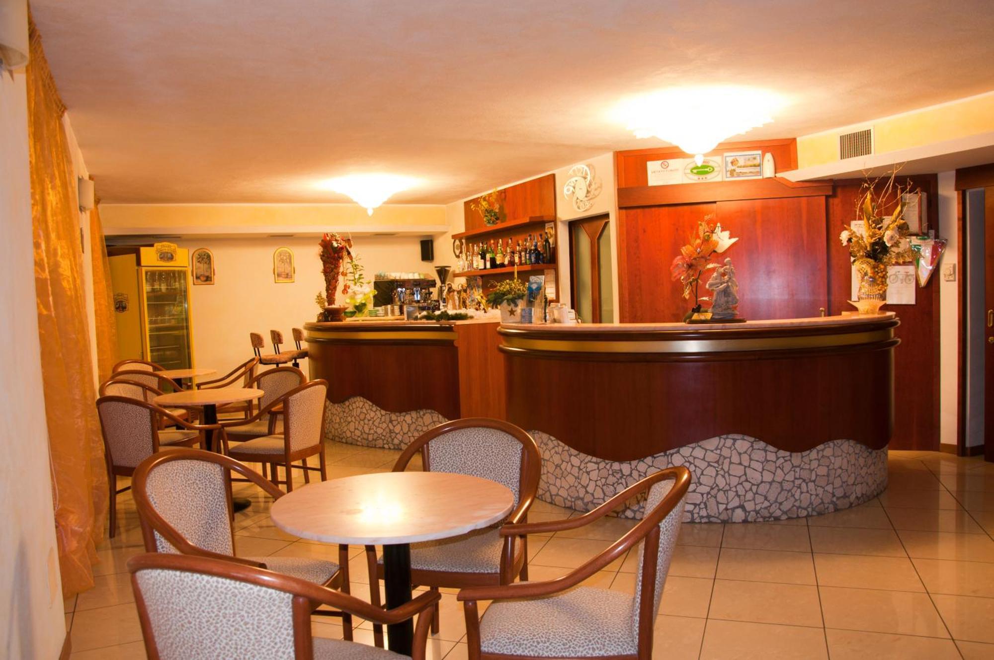 Hotel Beppe Rimini Eksteriør billede