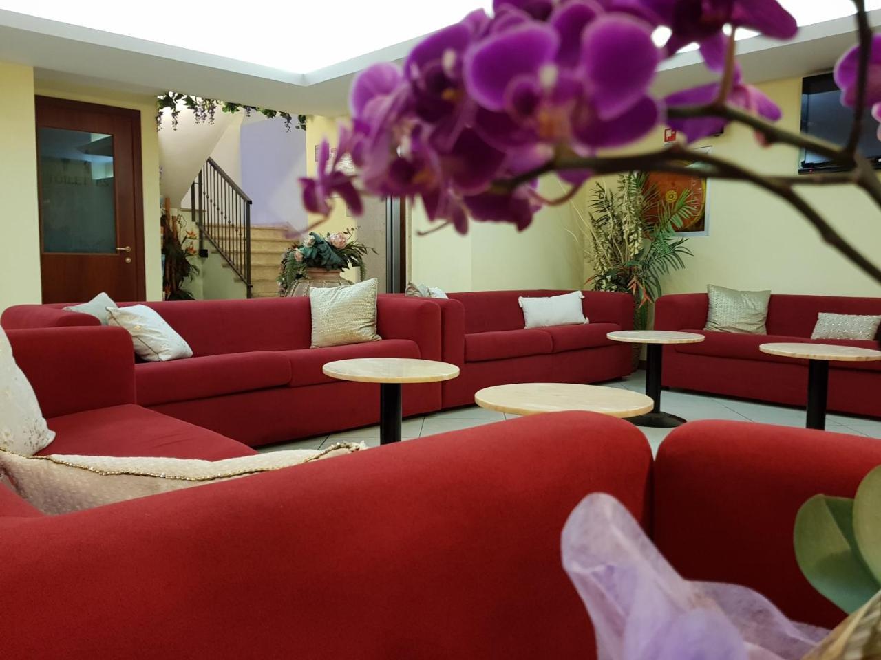 Hotel Beppe Rimini Eksteriør billede